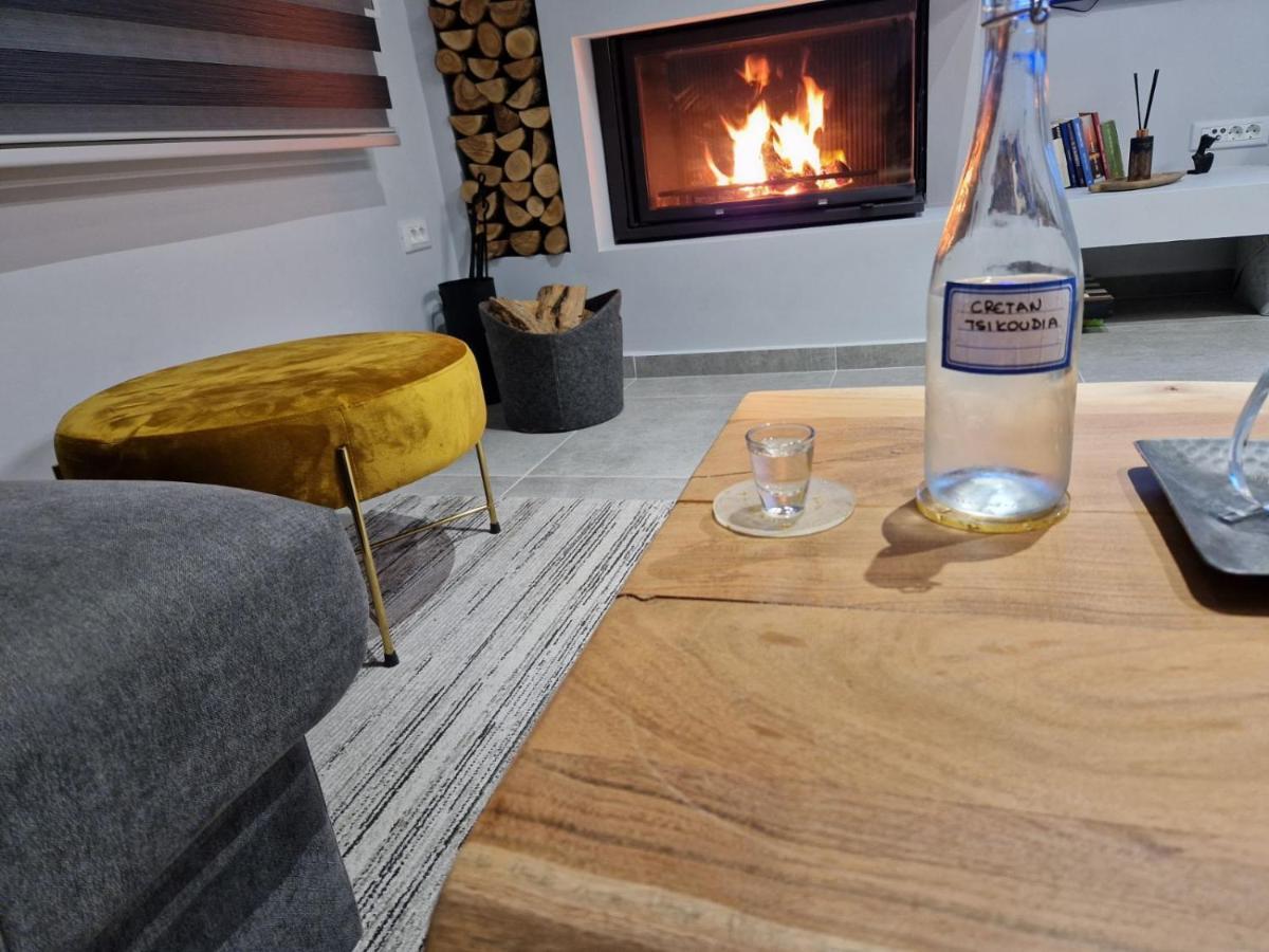 Damona 2Br Luxury Home With Garden - Κοντά Στο Κέντρο Iraklio Eksteriør billede